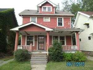 1346 E 142nd St