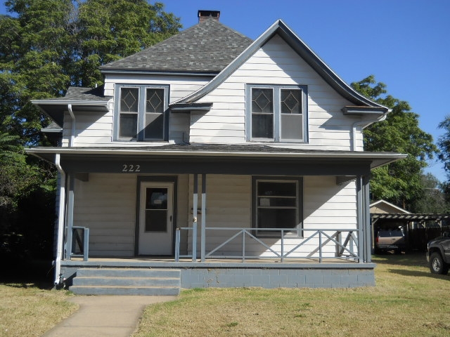 222 W 10th Ave