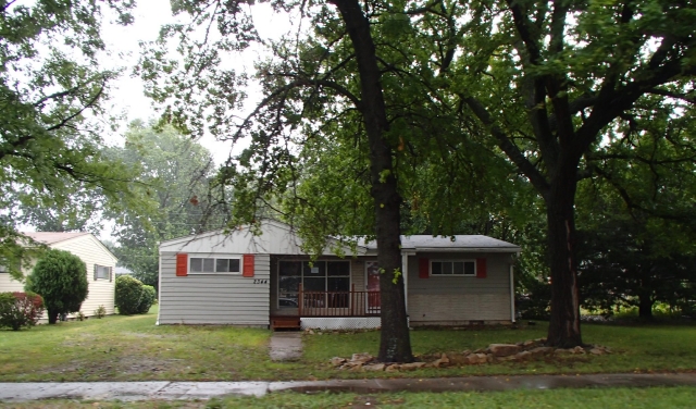 2344 Louisiana Street