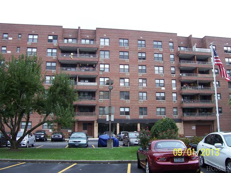 60 Barker St Apt 519