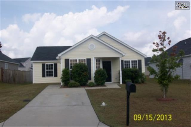 304 Legend Oaks Dr