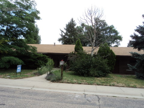 1400 Village Ave