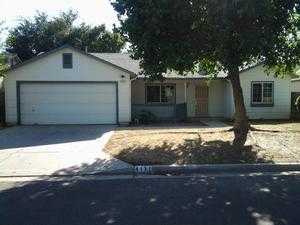 4131 N Santa Fe Ave