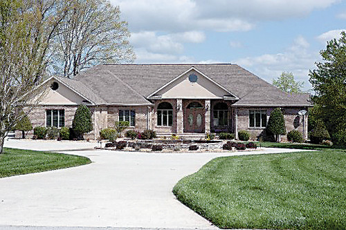 161 Riverbend