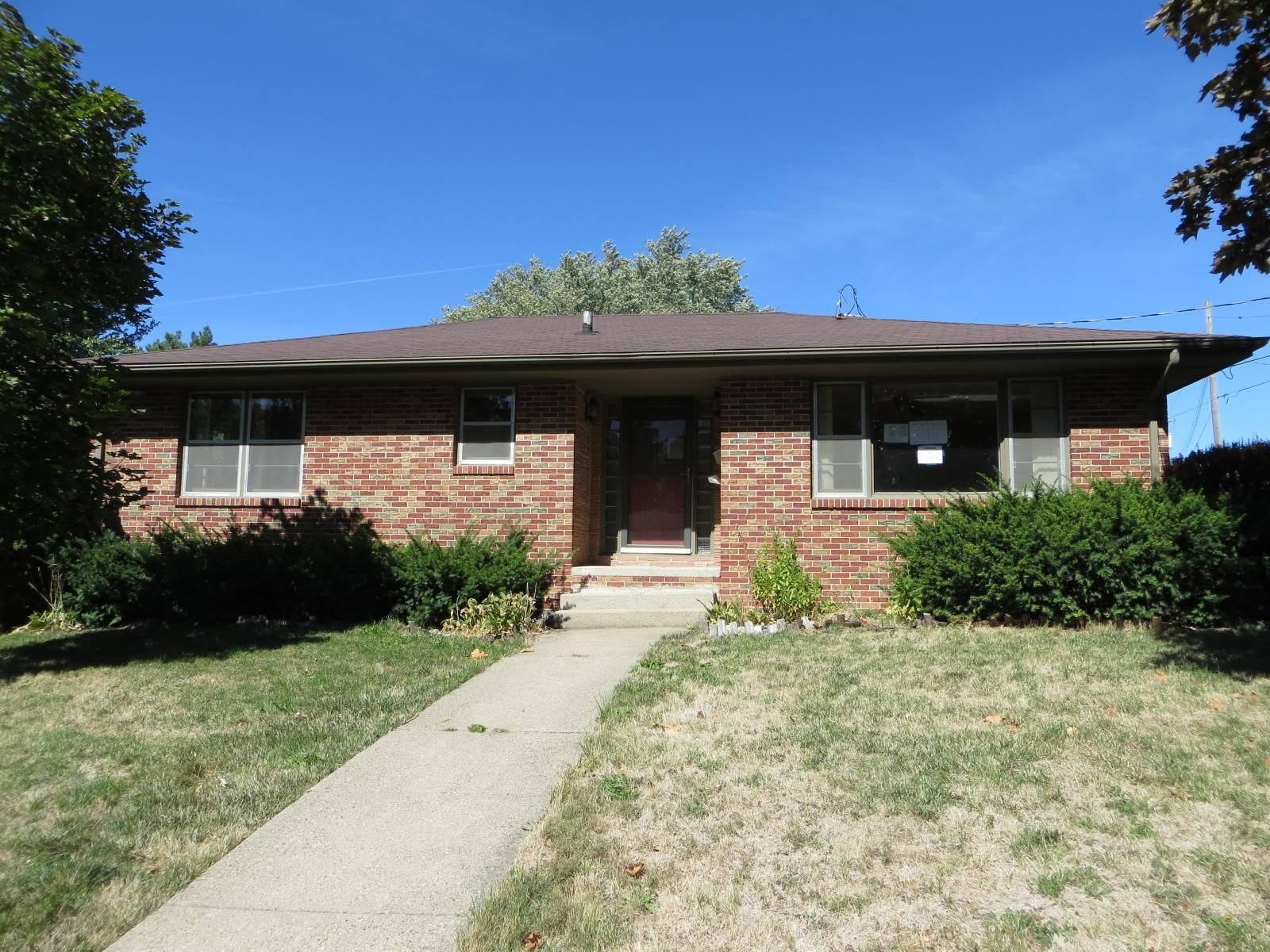 7401 Beechwood Driv