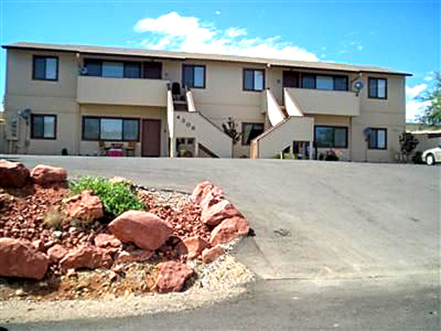 4306 Canyon Dr