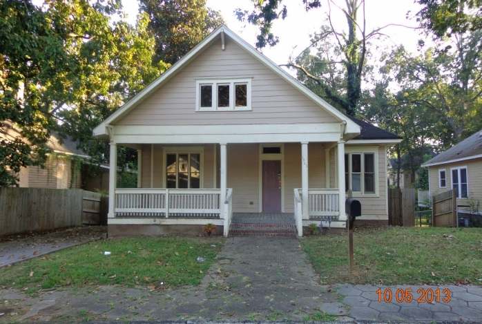 1063 White Oak Ave