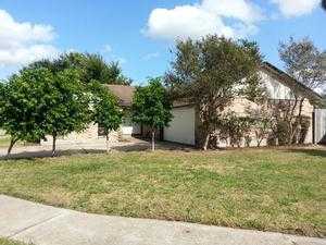 11614 Breezy Knoll Dr