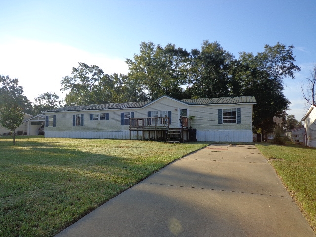 109 Grand Oaks Dr