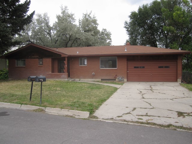 4912 Cherokee Street