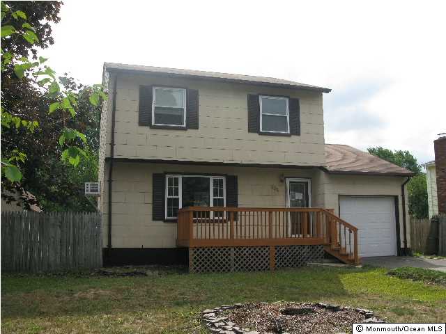 304 Lynwood Pl