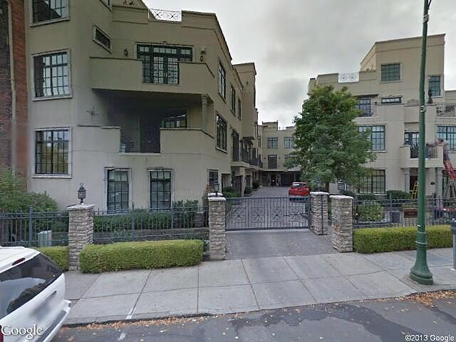 West Riverside Avenue