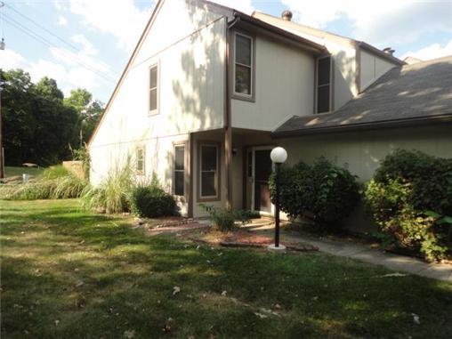 733 E 121st Ter