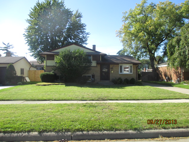 39705 Parklawn Dr