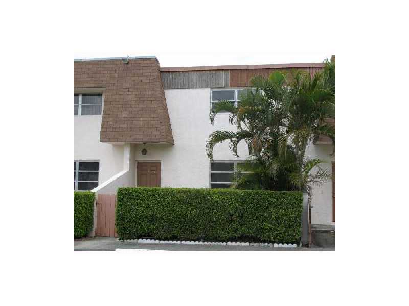 8071 NW 10TH CT # 5H