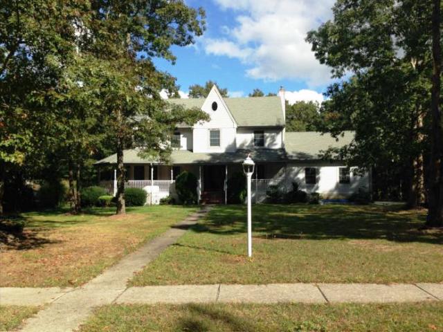 3 Greentree Ct