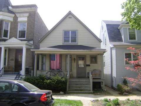 1829 W Summerdale Ave