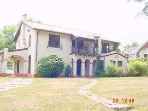 805 W Main St