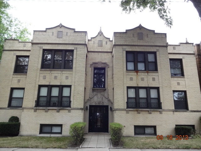 5702 N Maplewood Ave # G
