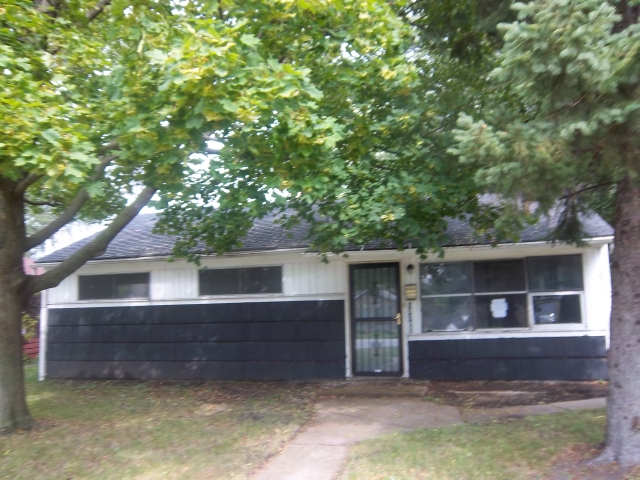 14749 Lincoln Ave