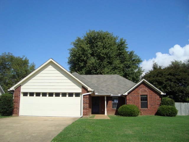390 Shady Grove Dr