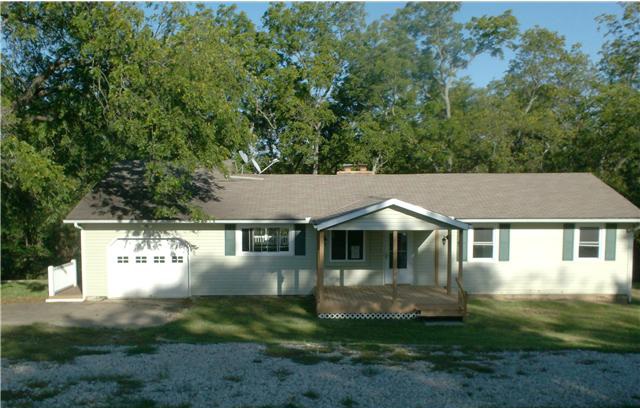 3941 Iowa Ln