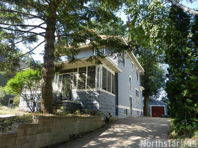 1153 Jessie St