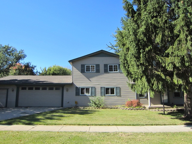16656 Ziegler St