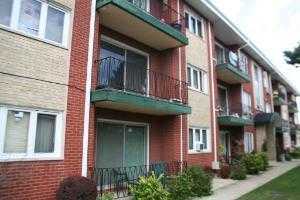 4752 W 101st St Apt 7b