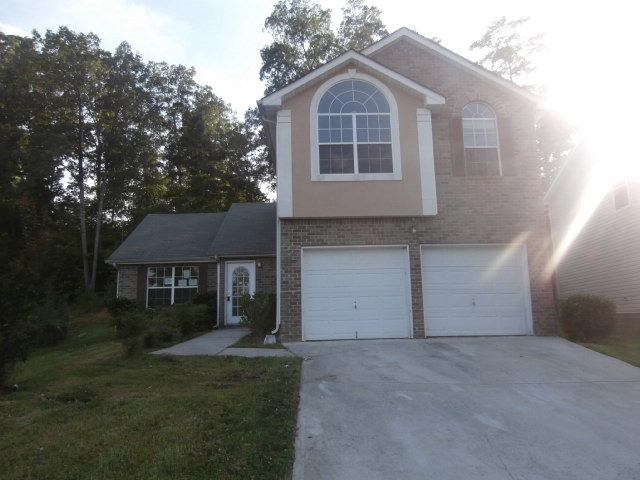 3885 Micah Ln