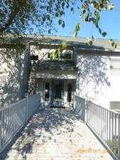 5005 Diana Dr
