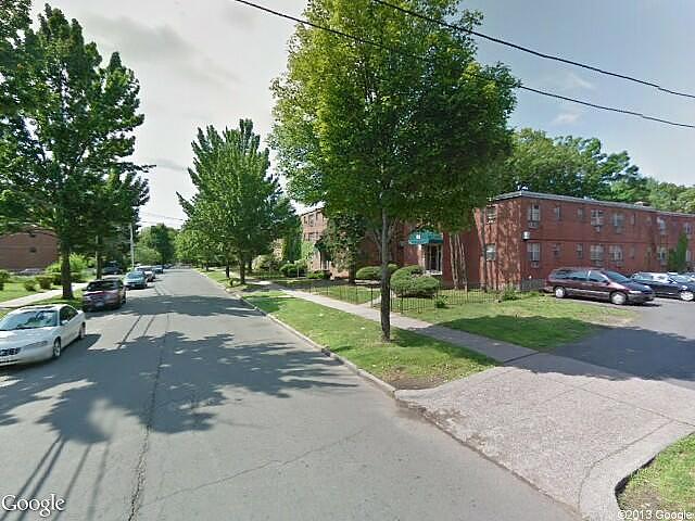 Evergreen Ave