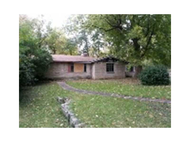 2060 Lick Creek Dr