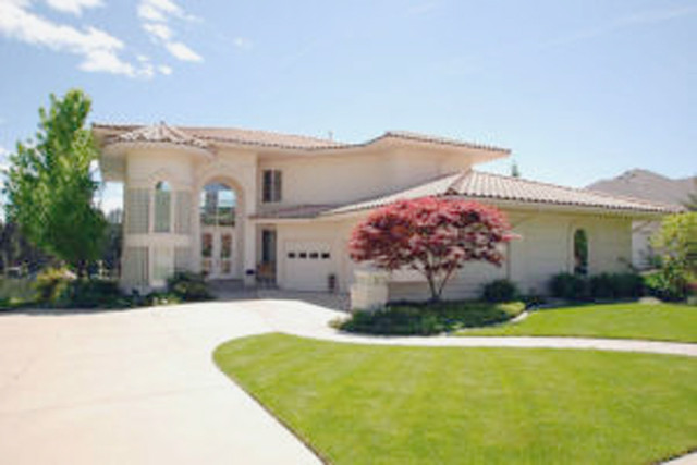 1112 S RIVERSIDE HARBOR DR
