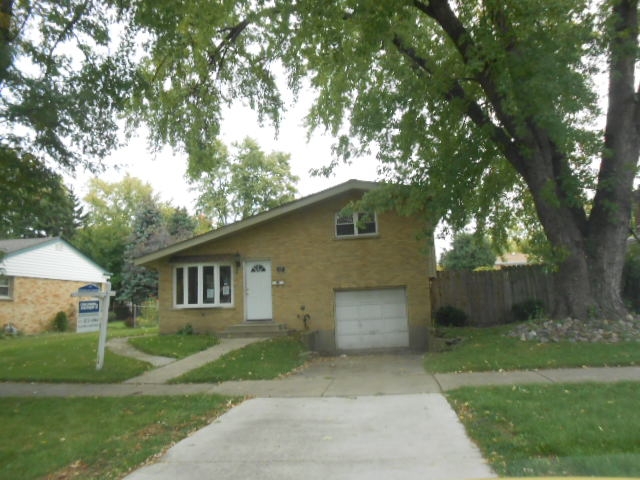 327 N Mount Prospect Rd