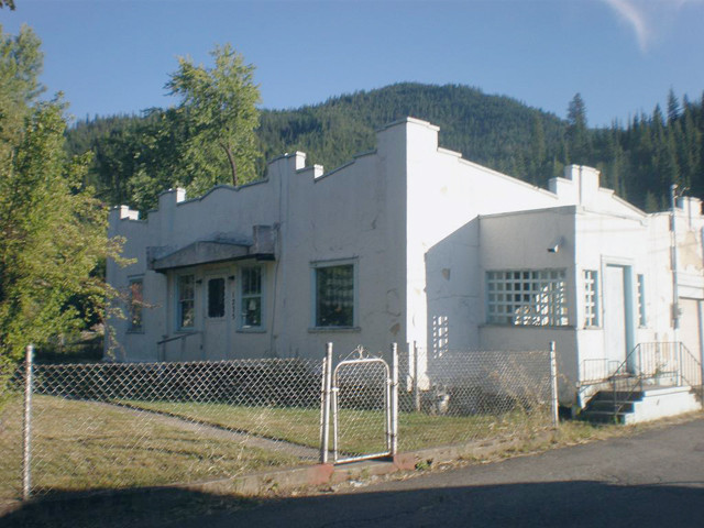 1235 East Mullan Ave
