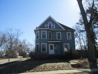 2201 Enoch Ave