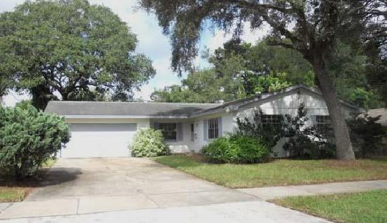2226 Winnetka Court