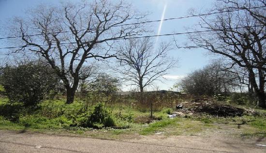 1402 Lone Oak Road