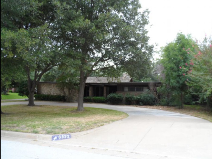 6832 Kirk Dr