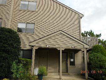 1604 Roberts Way