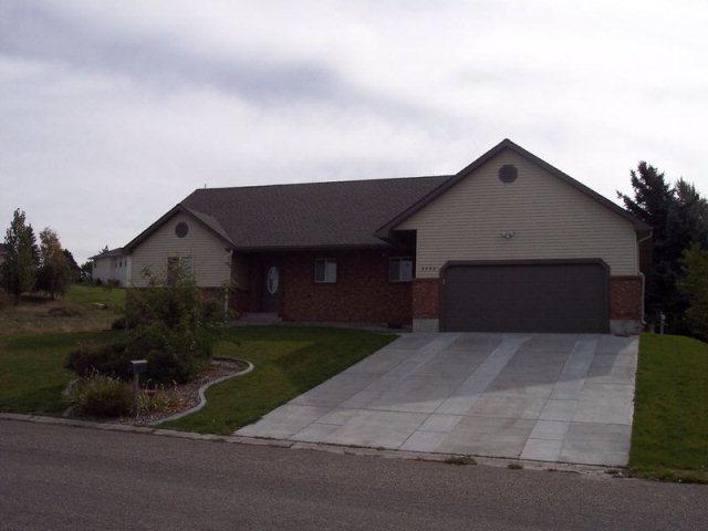 2266 E Olympic Ave