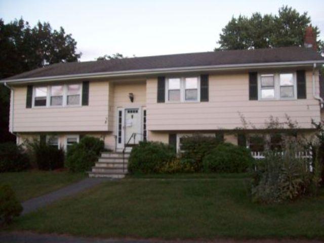 8 Toomey St