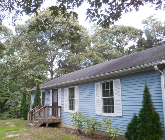 693 Running Fox Circle