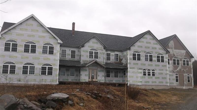 102 N Pond Rd