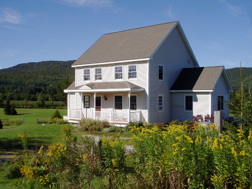 1202 Maple Hill Rd
