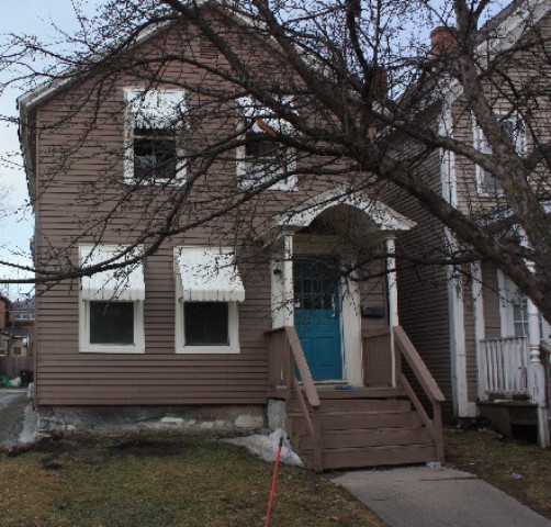 34 1/2 Summer St
