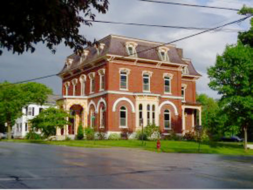86 Center Street