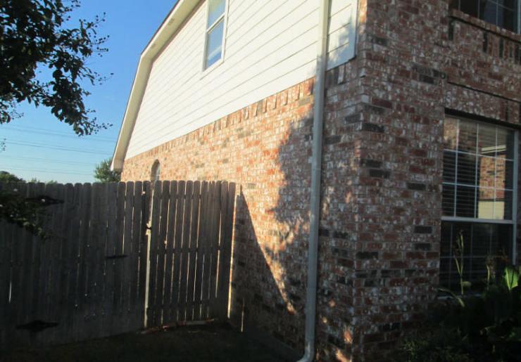 1304 Buena Vista Dr