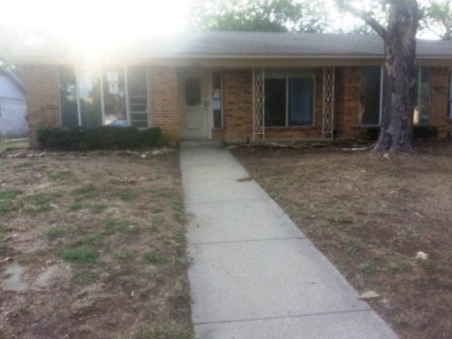 2301 Georgetown Drive